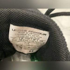 Under Armour HOVR Infinite Mens USA size 12 Grey mesh athletic shoes.